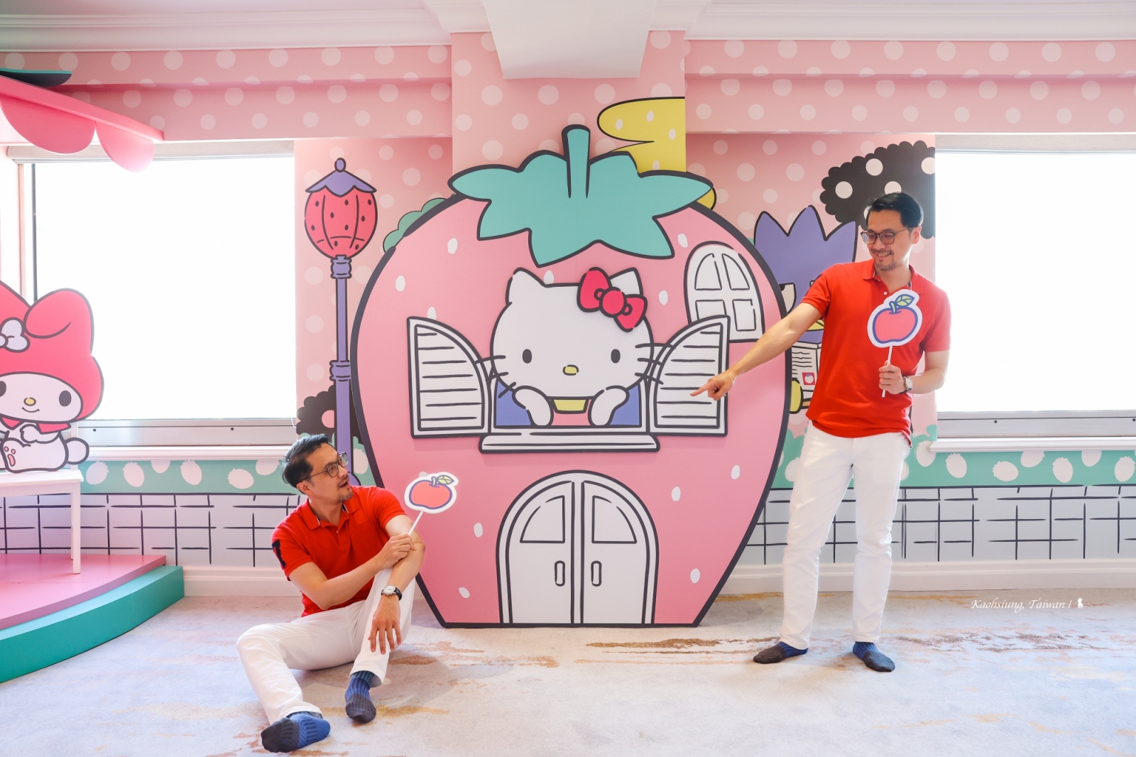 今晚你想跟 Hello Kitty 還是蛋黃哥同眠？夢幻開箱高雄漢來三麗鷗主題房